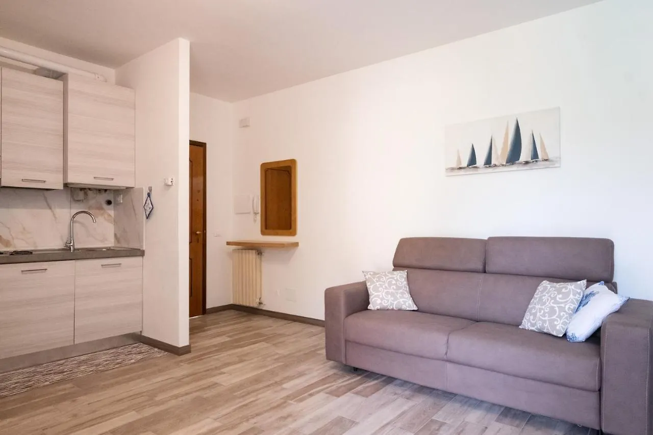 Scuderia Apartments Sirmione