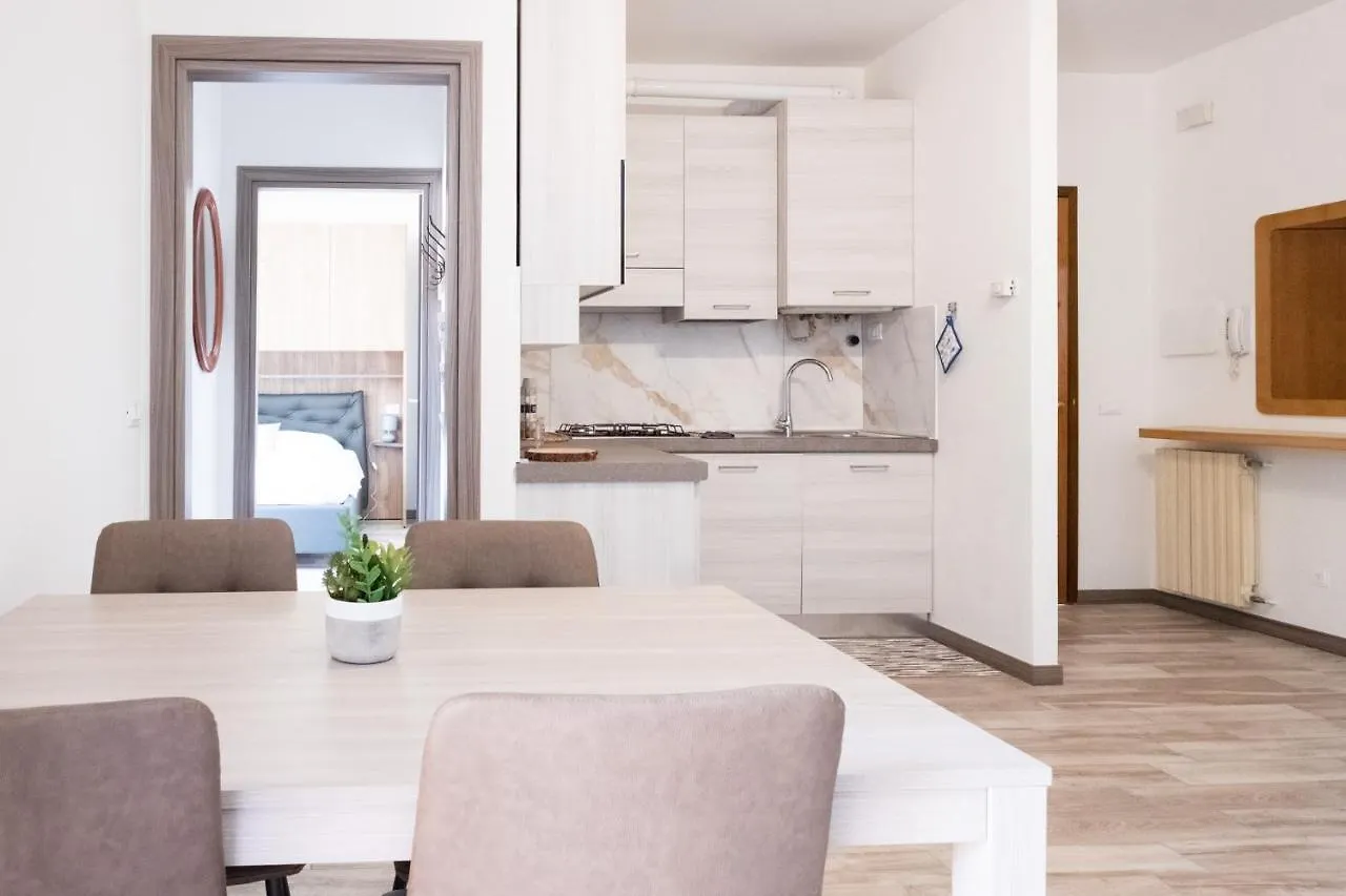 Scuderia Apartments Sirmione